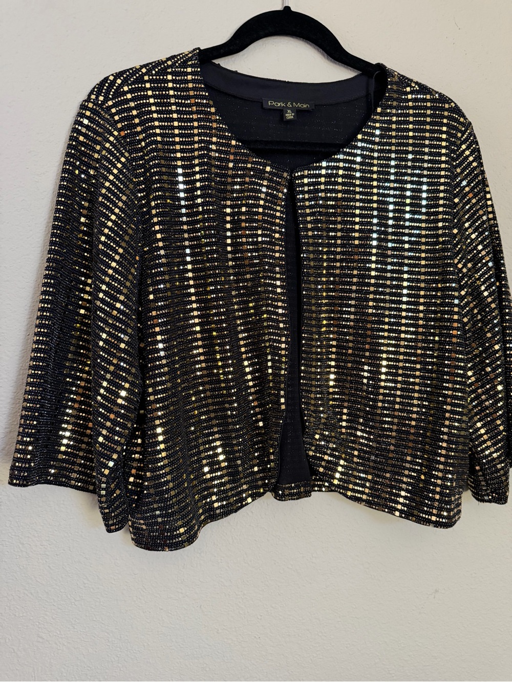 Park & Main Black and Gold Sequin Open-Front Tunic Jacket